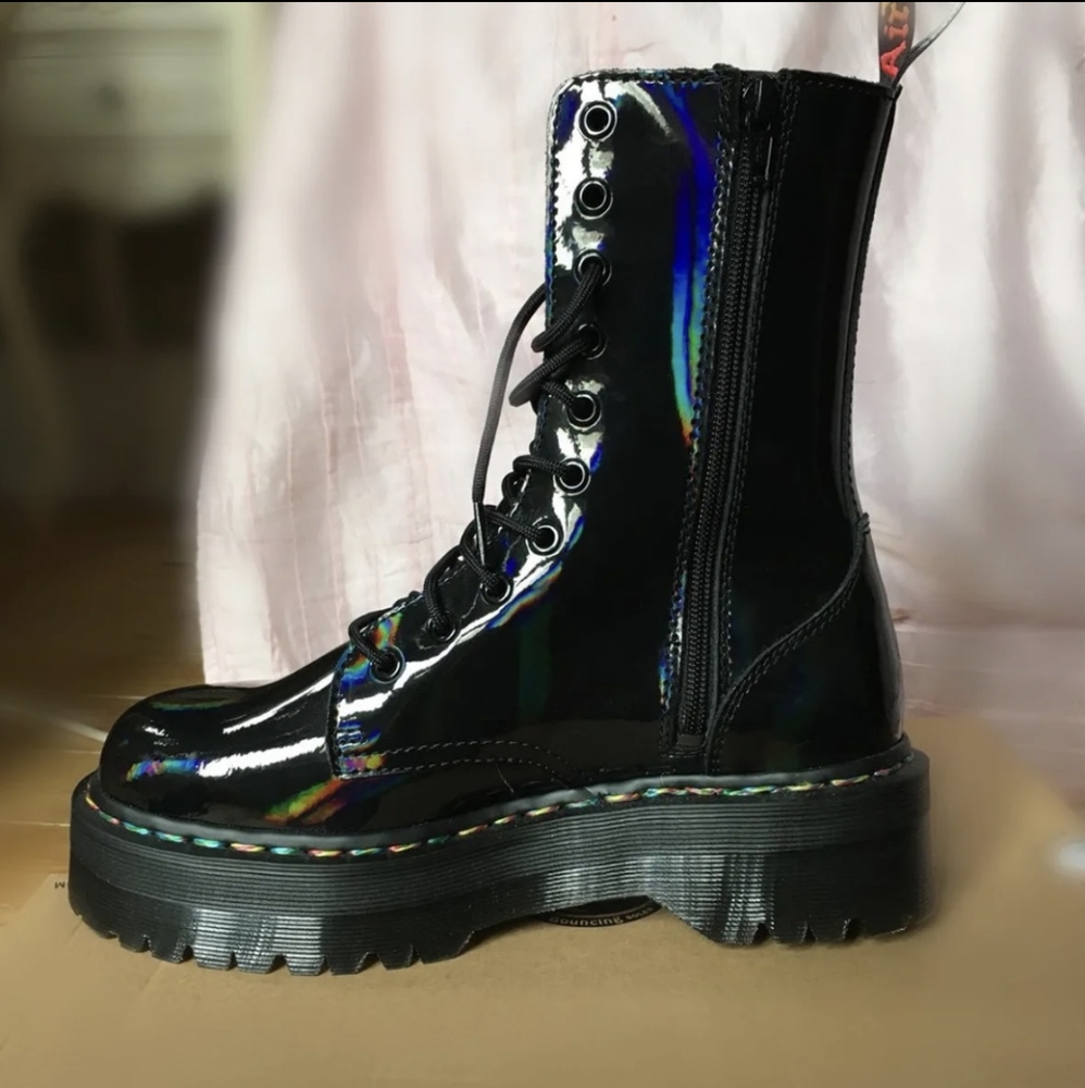 COPY - Dr. Marten jadon hi boots